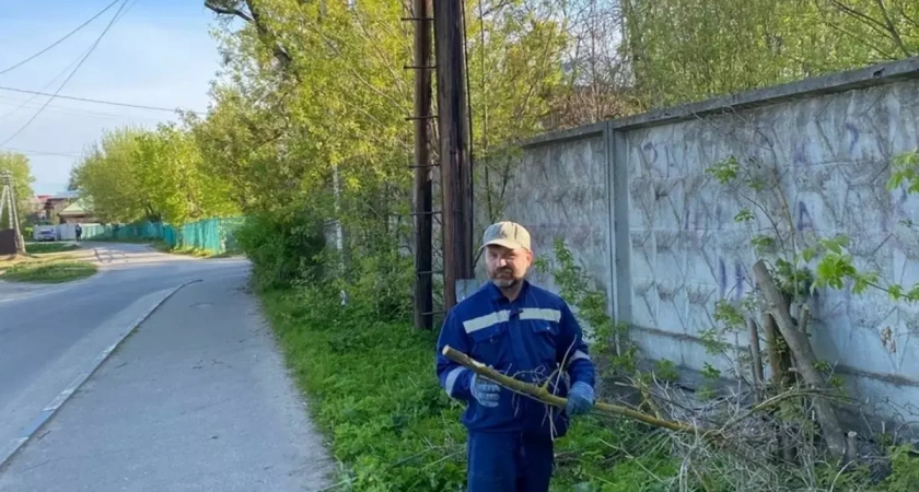 Экомэн из Фурманова с проблемами здоровья собрал в родном городе 2000 мешков мусора