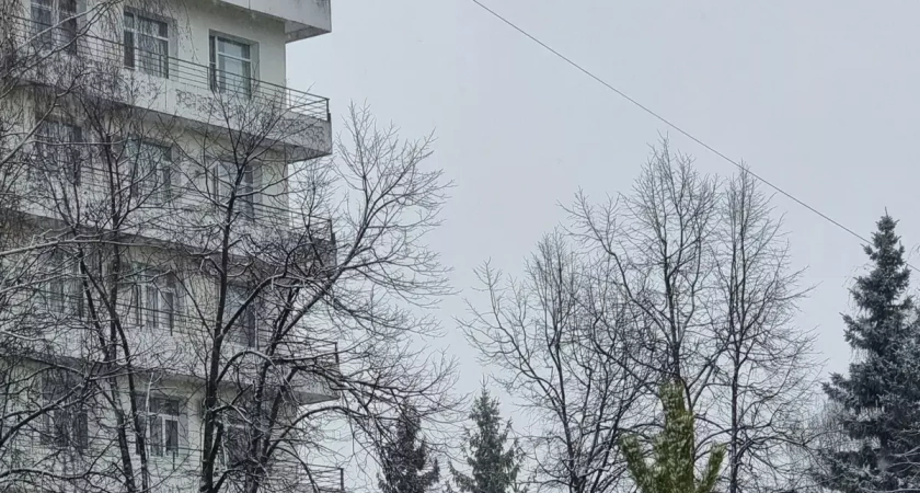 В Ивановской областной детской больнице начался ремонт крыши и 7 этажа