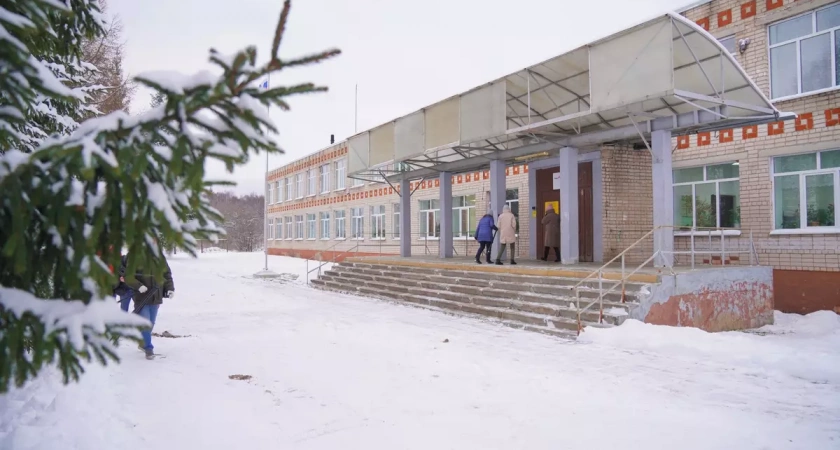 В 11 школах и колледжах Ивановской области поменяли кровли