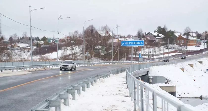 На мосту через Чернавку открыли движение автомобилей