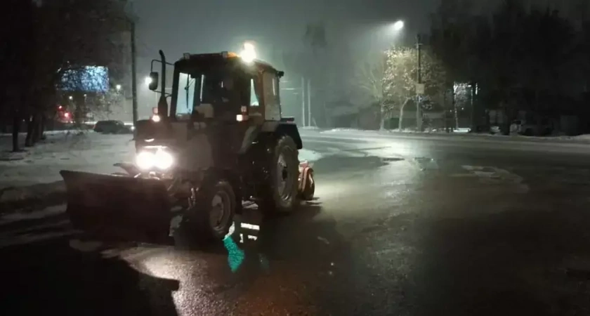 В ночную смену в Иванове убирали город 36 единиц спецтехники
