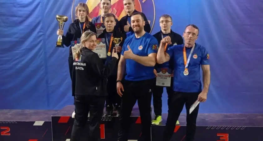 Ивановские спортсмены завоевали шесть медалей на чемпионате по армрестлингу