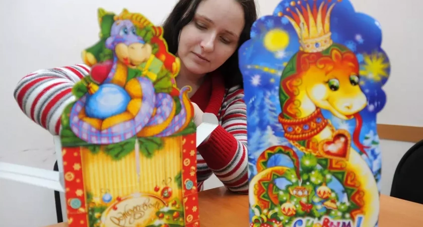 Ивановская соцзащита раздает невостребованные новогодние подарки всем многодетным