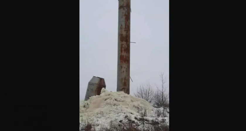 В Ивановской области водонапорная башня рухнула в селе Холуй Южского района