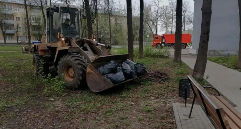 Для уборки улиц Иванова ночью задействовали 19 единиц спецтехники