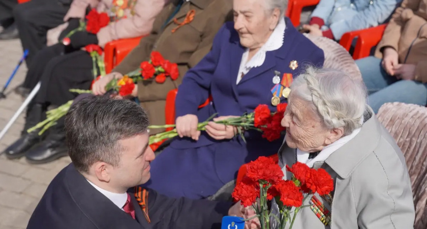 Губернатор Ивановской области поздравил ветеранов с 80-летием Победы