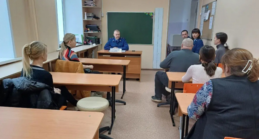 Прокурор Ивановской области встретился с родителями детей-инвалидов после жестокого обращения в школе