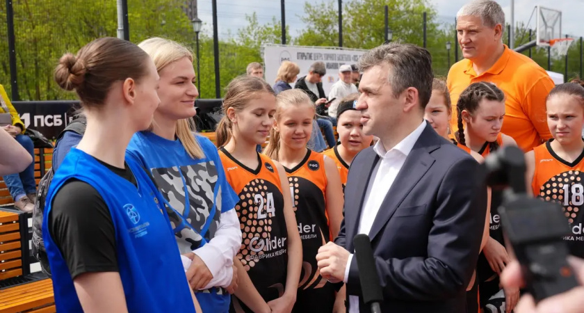 В Иванове открылся современный центр уличного баскетбола
