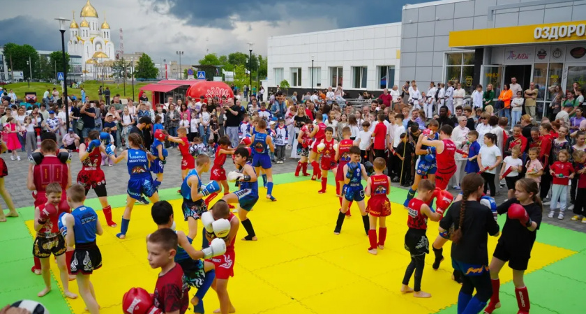 Фестиваль спорта открыл летний сезон в ивановском Дворце игровых видов спорта