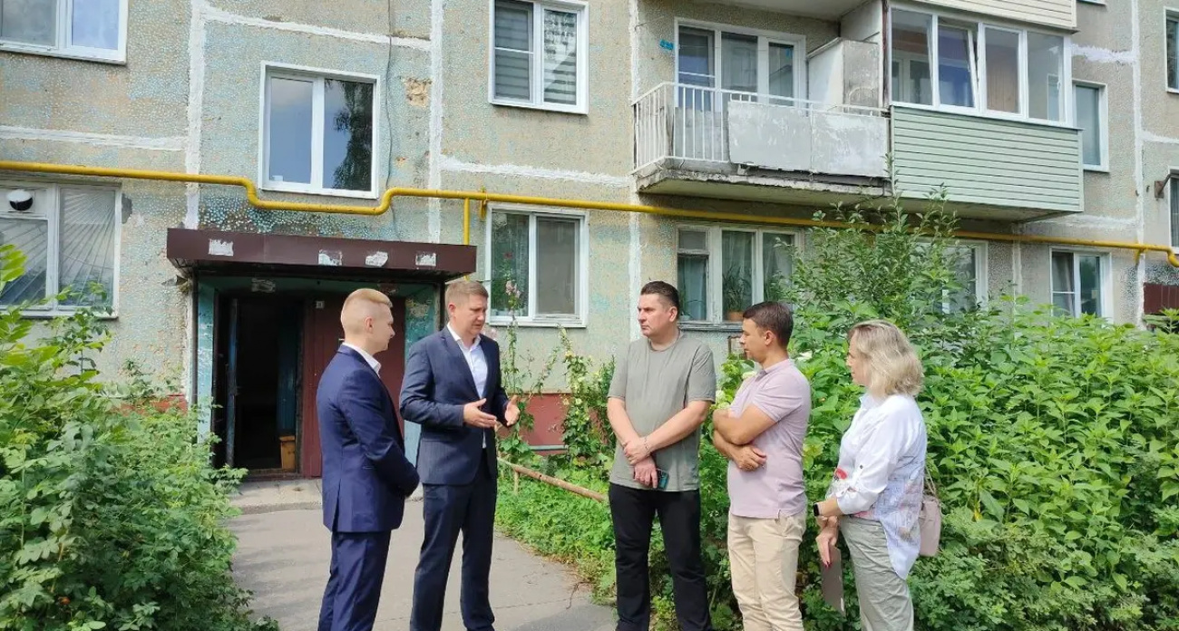 Ремонт 70 домов в Ивановской области под угрозой срыва: подрядчиков не хватает до холодов