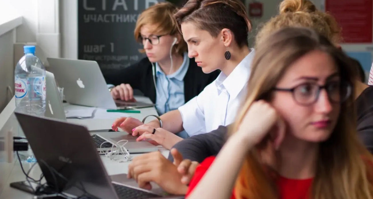 74% ивановских работодателей приравнивают бакалавров к выпускникам колледжей и считают их дипломы "справками о неполном образовании"