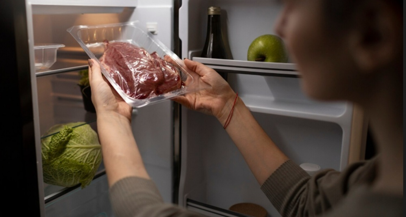 Запомните раз и навсегда: 7 продуктов, которые нельзя замораживать - эти ошибки портят всю еду