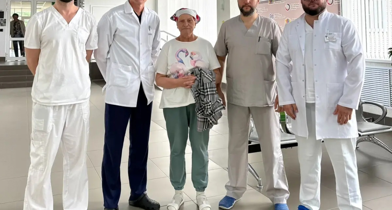 64-летней пациентке удалили рак желудка и почки за одну операцию через проколы