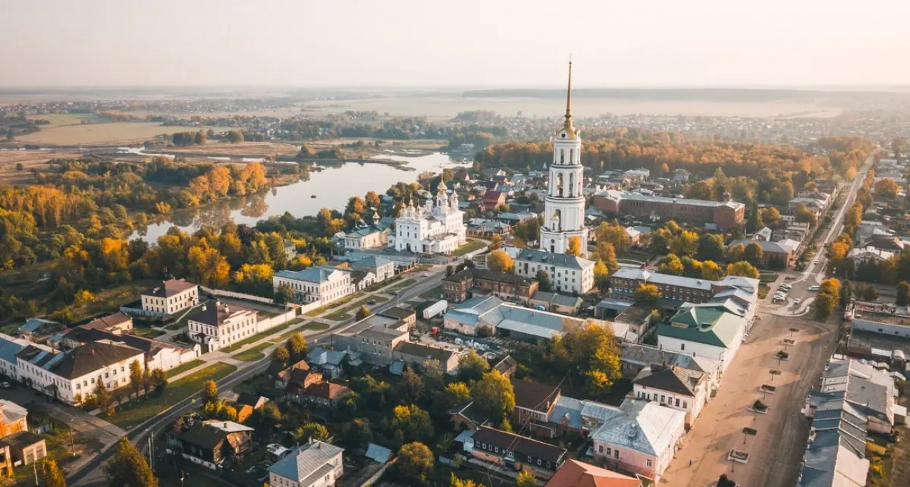 Шуя обогнала все малые города России: москвичи увеличили бронирования на 98%