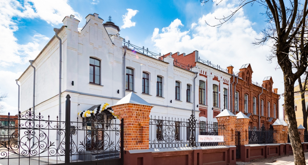 Заброшенный особняк на Ермака превратили в детсад и претендуют на Национальную премию "Наследие дороже"