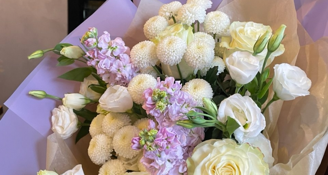 Андрей Малахов из Апатитов поздравил школу №26 в Иванове: двухлетняя дружба с директором