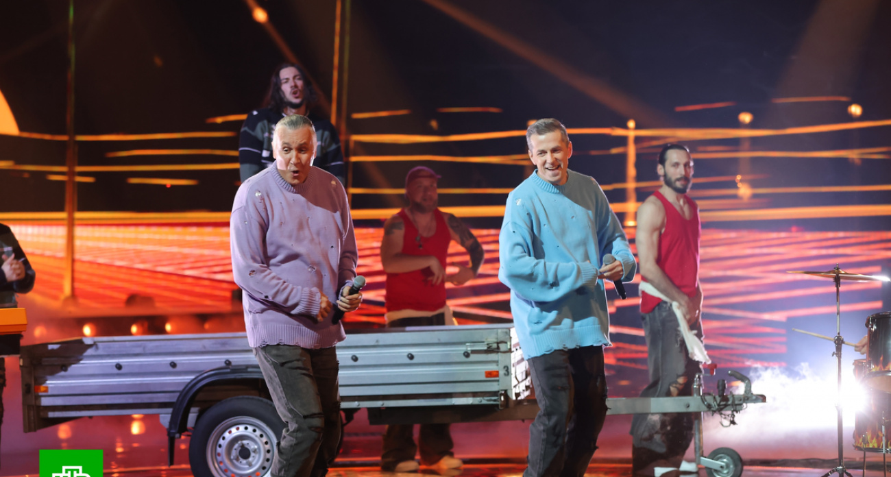 Солист "Динамита" из Иваново набирает высшие баллы в шоу "ВИА Суперстар!" на НТВ