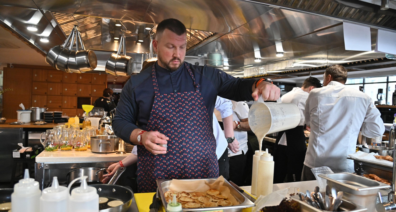 Шеф-повар Нечаев воскресил из забвения чекалы – блины, которыми славилась Крестовоздвиженская ярмарка