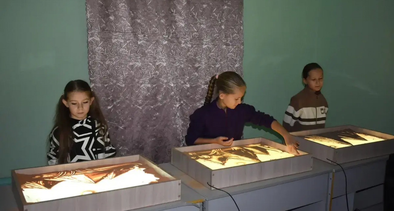 После закрытия ДК «Нардом» дети Томны 6 лет ждали досуговый центр — открыли в старом детсаду