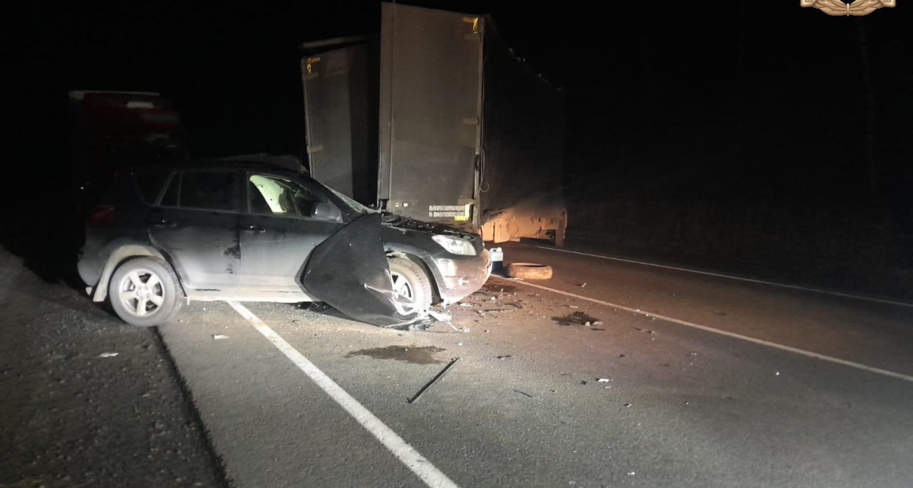 22-летний водитель ВАЗа выехал на встречку: женщина с травмой головы, еще одна авария на трассе