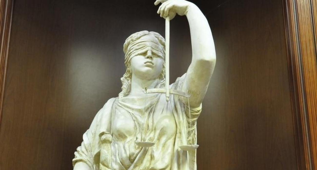 52-летняя ивановчанка заработала на фиктивной прописке 30 мигрантов: суд назначил штраф 350 тысяч