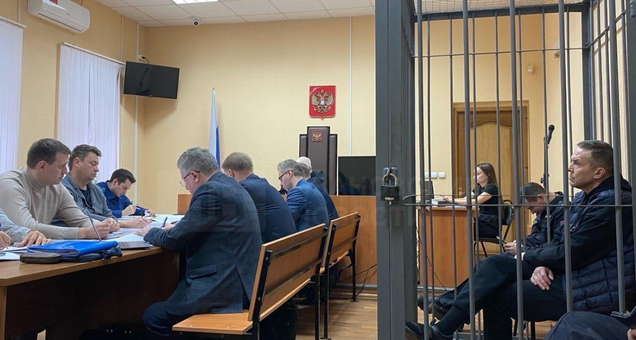 Обвиняемый в коррупции чиновник купил билеты до границы с Беларусью, нарушив запрет на интернет