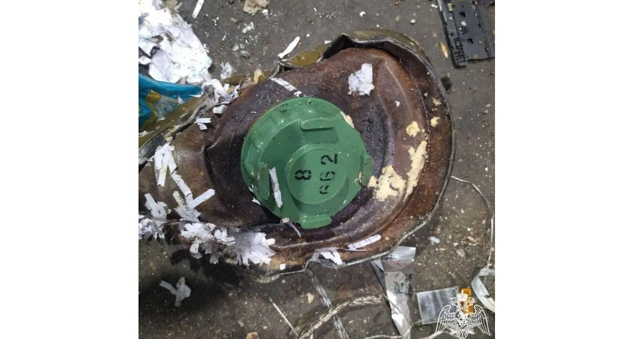 На мусороперерабатывающем заводе приняли дымовую шашку за противотанковую мину