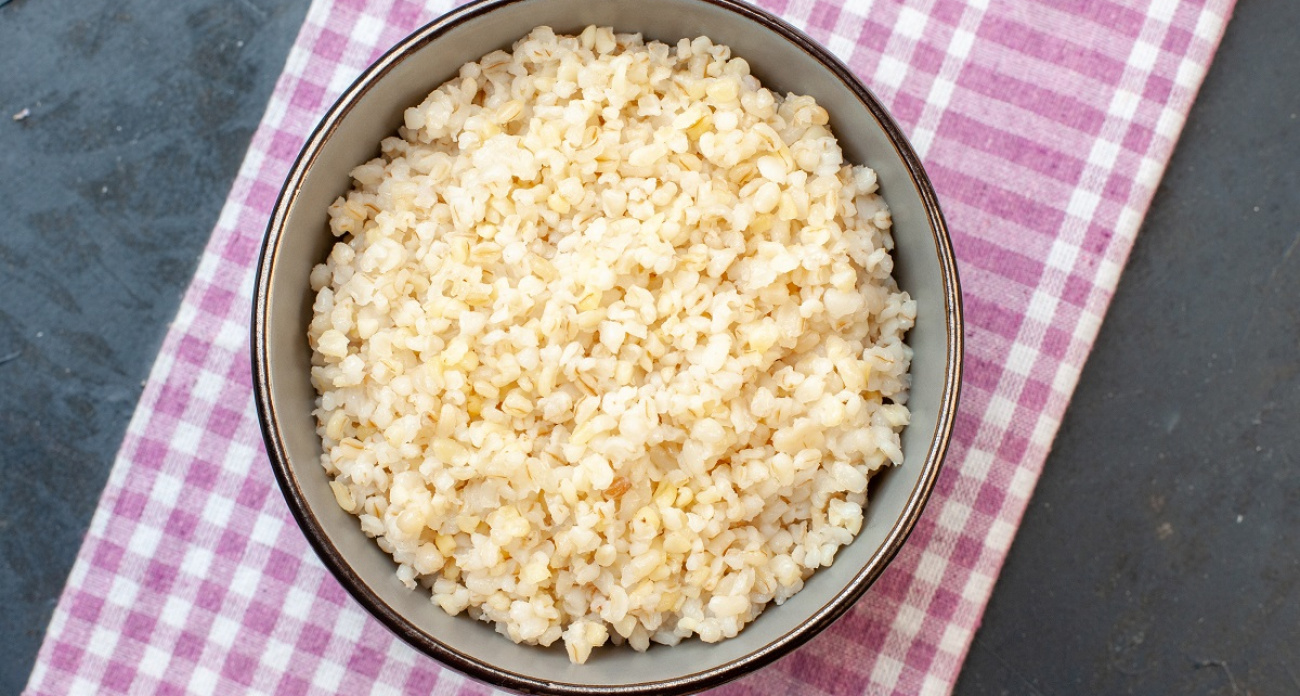 Делюсь рецептом перловки, которую домашние съедают до последней ложки и каждый раз спрашивают, когда приготовлю снова