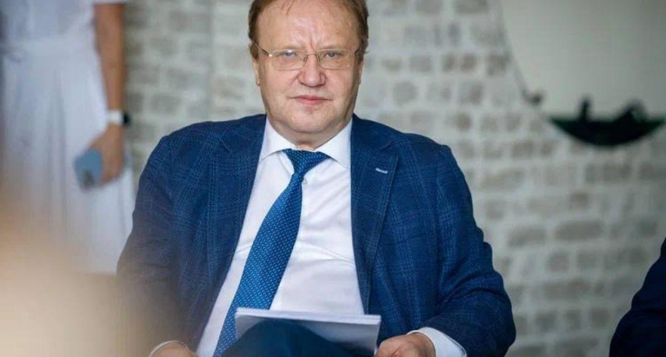 Воскресенский запустил «кадровую революцию»: переиспользуются заместители и мэр