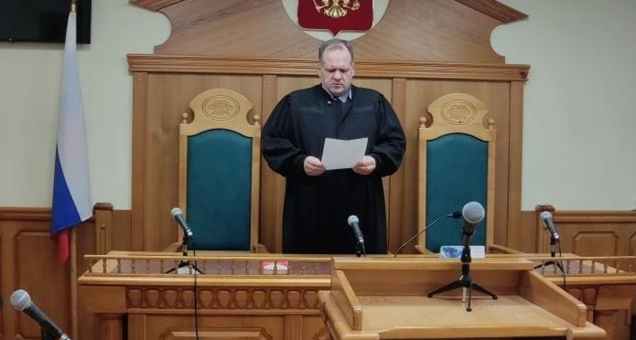 Экс-главе Заволжского района продлили арест до 19 января по трём статьям о превышении полномочий