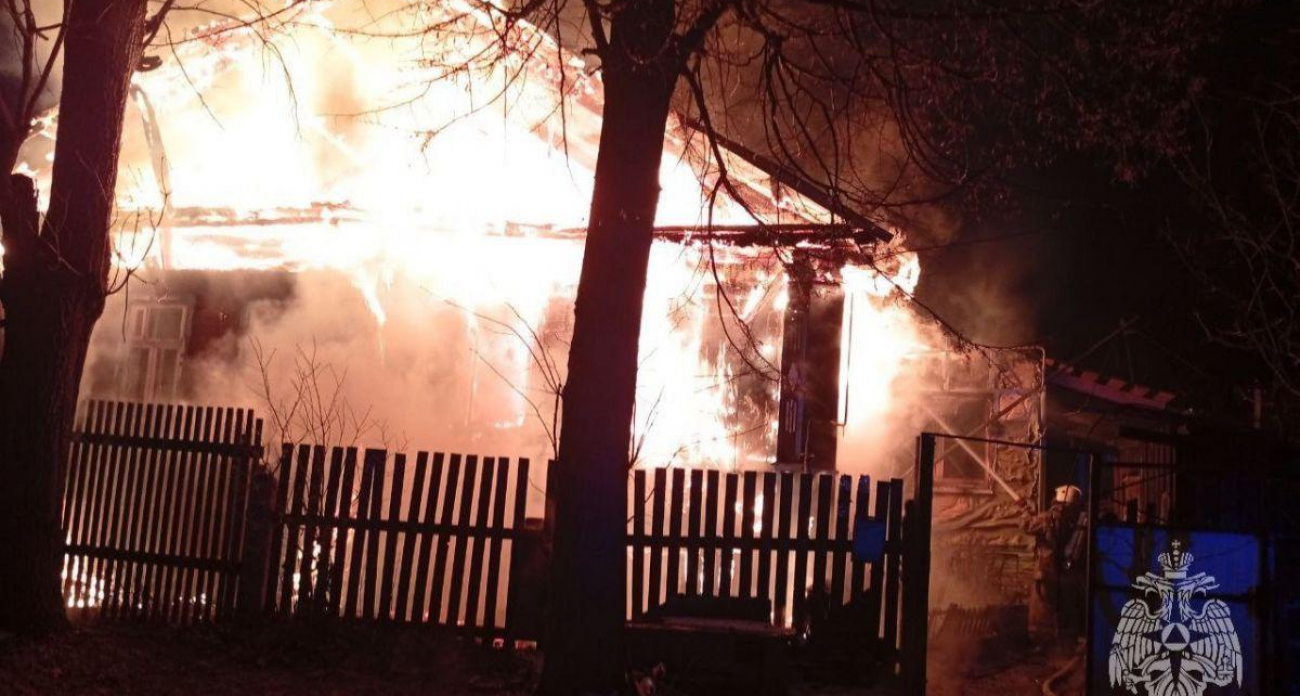 Дом на Воровского сгорел за минуты: погибли 84-летняя женщина и 64-летний мужчина