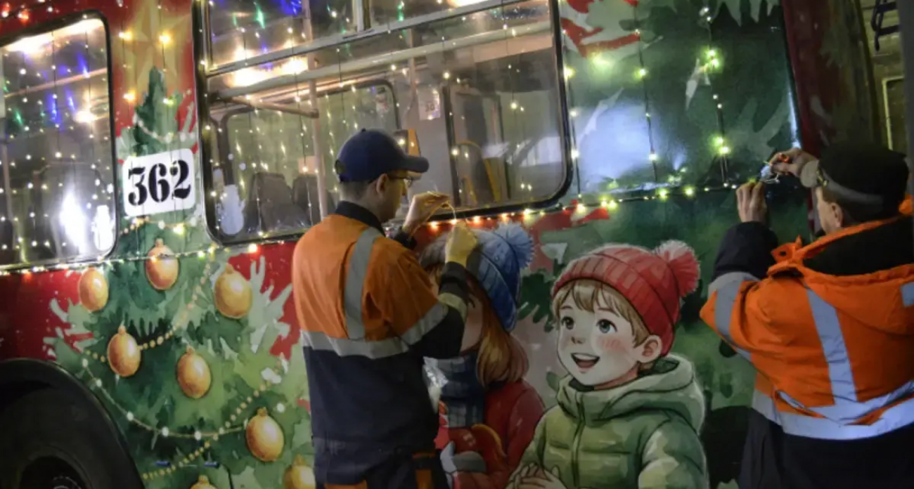 Иванов украсит два новогодних троллейбуса с 16 декабря