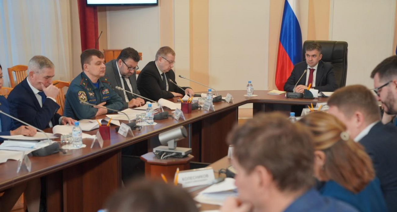 Воскресенский провел антитеррористическое совещание перед праздниками в Ивановской области