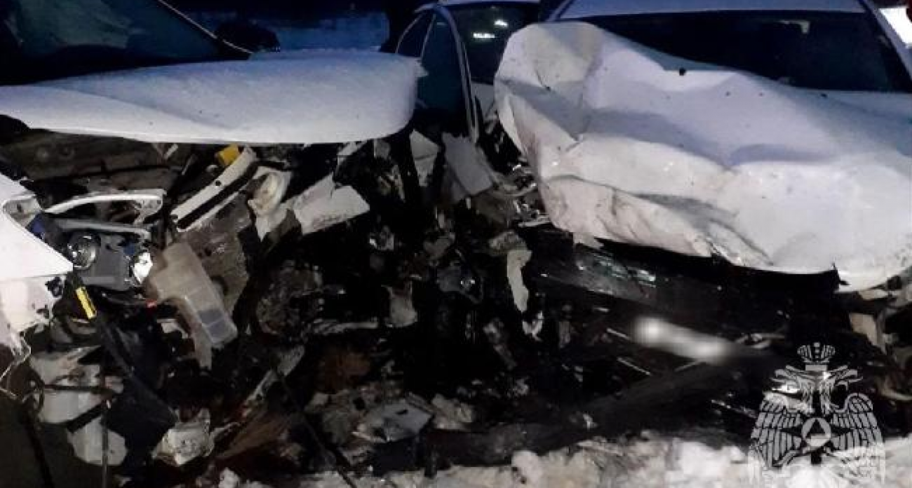 Пьяный водитель «Лады Весты» устроил лобовое ДТП на трассе: число жертв растет