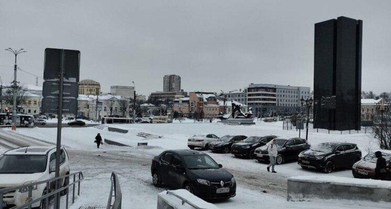 Циклон «Фрэнсис» парализовал Иваново: 25 машин и 348 тонн реагентов против стихии