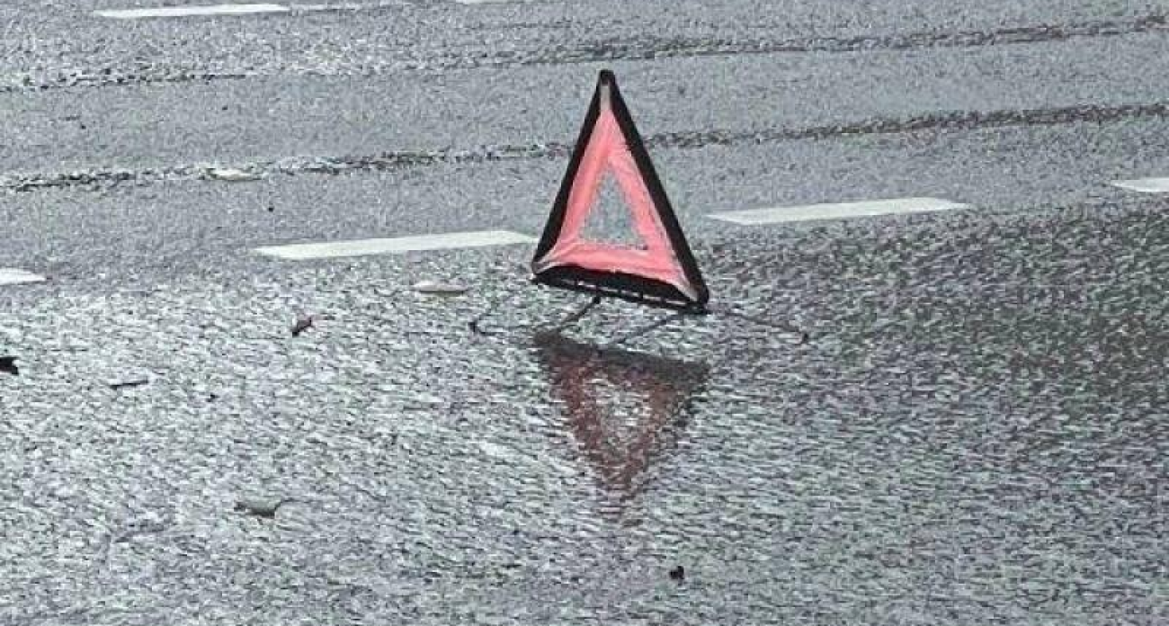 В Иванове «Мерседес» протаранил катафалк: пассажиры с переломами рёбер