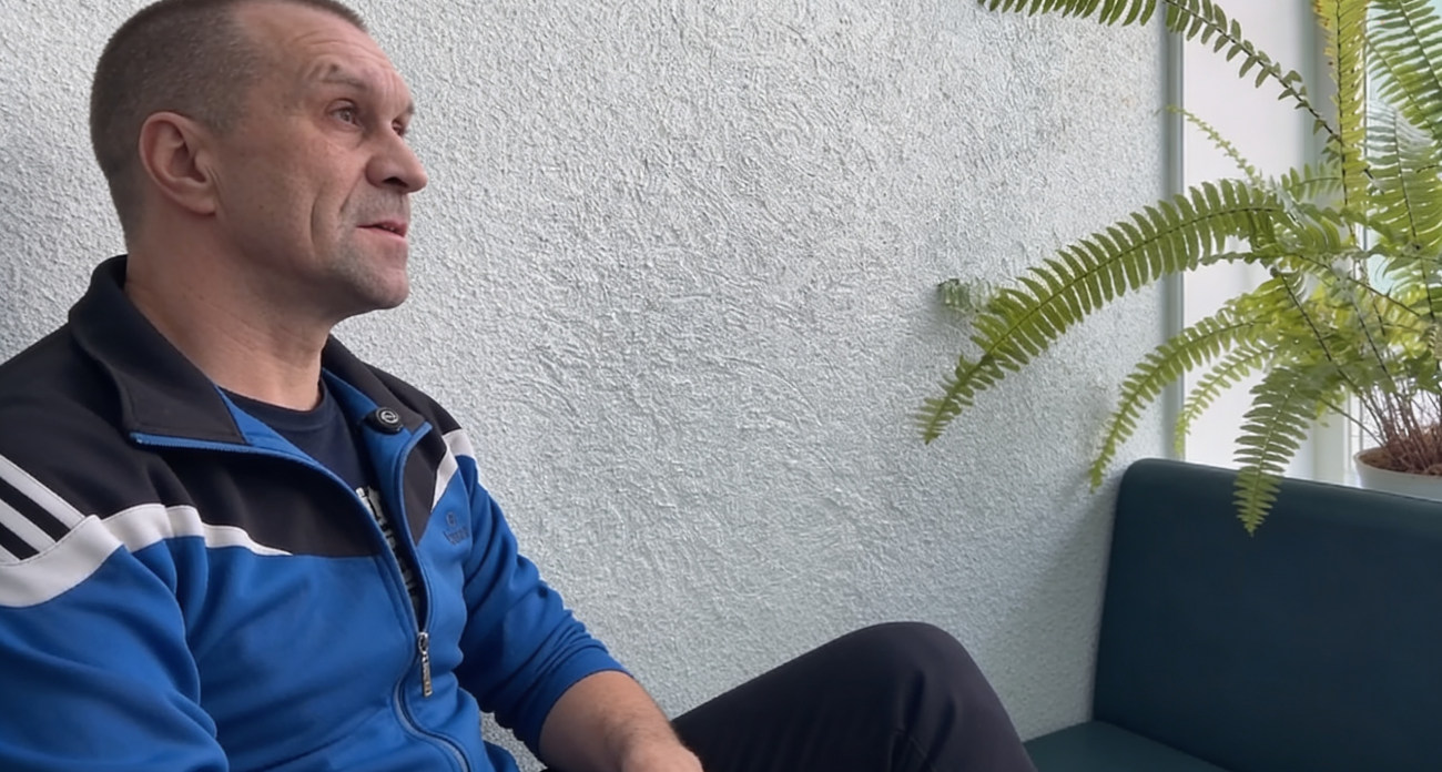 «Огонь забрал всё»: вернувшийся с СВО вичужанин потерял дом и сбережения в ночном пожаре