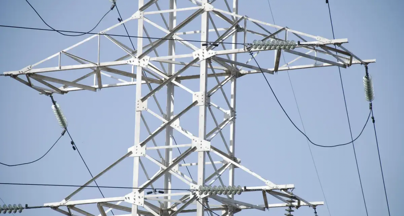 Рекордные 1,4 миллиарда на свет: в Ивановской области вдвое ускорят модернизацию сетей без скачка тарифов
