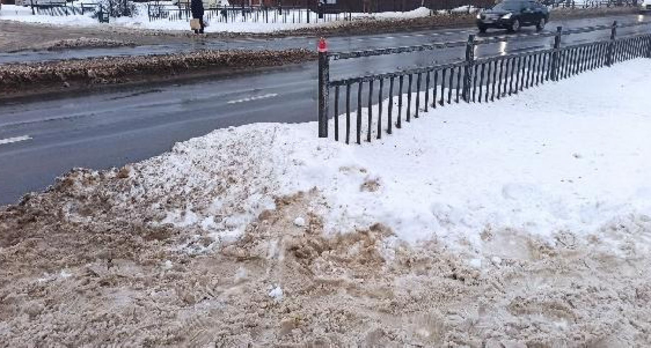 Снежный плен и ледяной капкан: жителей Ивановской области ждет новый удар стихии после 18:00