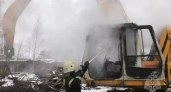 В Иванове в промзоне на Витебской улице чуть не сгорел экскаватор