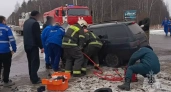 Пожарные деблокировали водителя после жёсткого ДТП на трассе Иваново-Кинешма