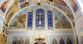 Палехские художники завершили роспись храма в Луганске