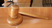 Суд заставил соцзащиту выплатить деньги почетному донору, получившему награду 23 декабря