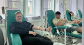 Сотрудники мэрии и энергетики сдали 13,5 литра крови для спасения 1,5 млн россиян