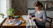 Не выбрасывайте обрезки ткани: 7 способов превратить их в нужные вещи для дома