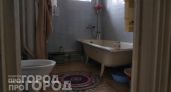Перестала выбрасывать старые футболки: показываю как за вечер сплести стильный коврик без навыков шитья