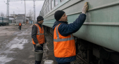 Граффити на двух вагонах: полиция проверяет первый случай вандализма на СЖД в этом году