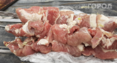 Больше никакого жесткого мяса: этот бюджетный маринад превращает покупку из магазина в тающий деликатес