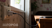 Оставлять зарядку в розетке без телефона или нет: честный ответ электрика сэкономит вам кучу нервов