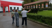 В центре Родников обновили Доску Почетных граждан с новыми фотографиями
